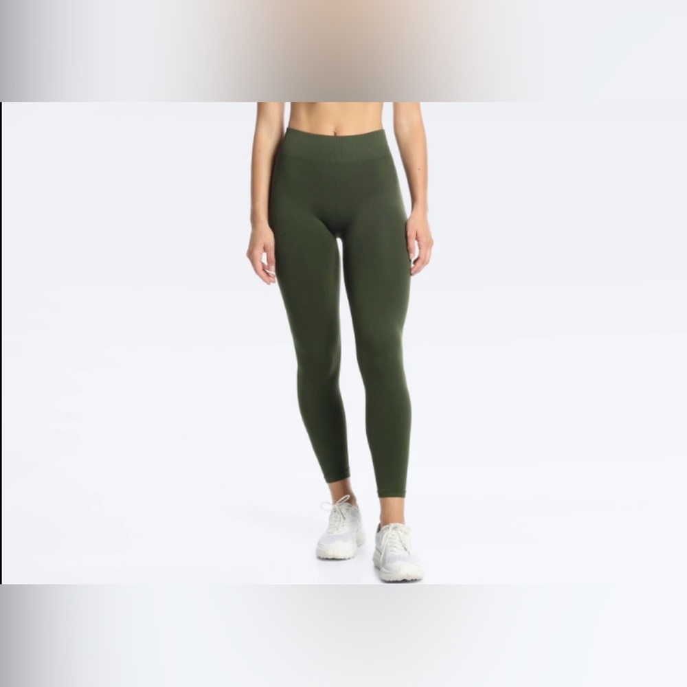 Legging - Picture 2 of 4